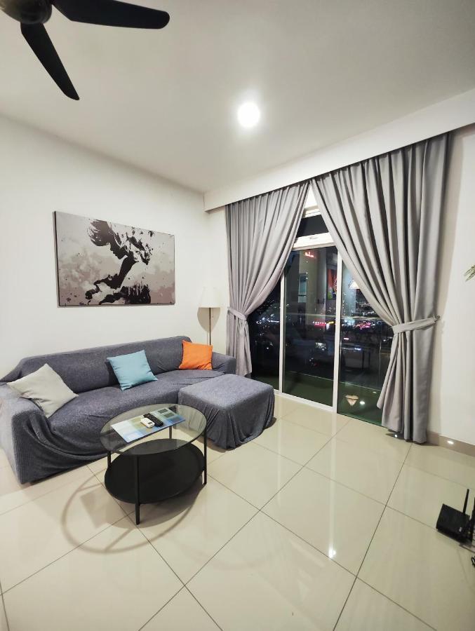 Twin Galaxy Newly Renovated And Cozy 2bedroom Free Carpark Wifi Netflix Apartemen